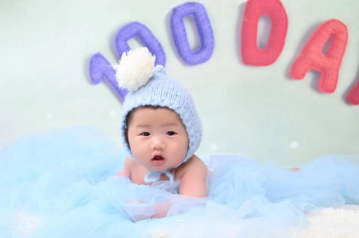 淇县1岁宝宝睡觉翻来覆去